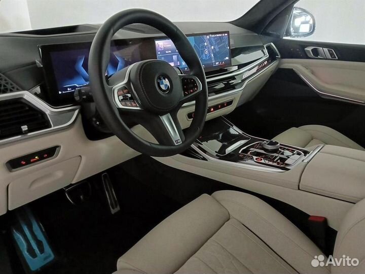 BMW X7 3.0 AT, 2024