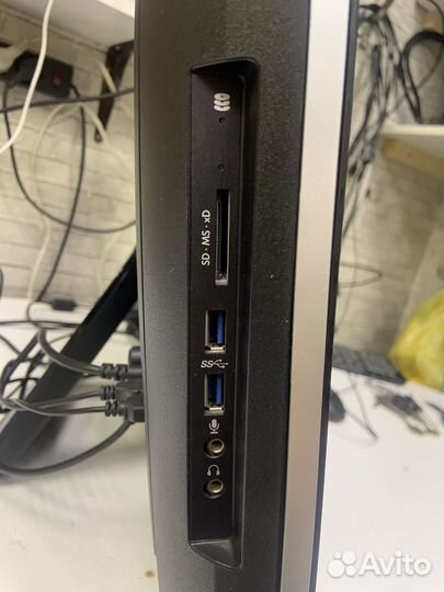 Моноблок HP Pavilion 23 диагональ