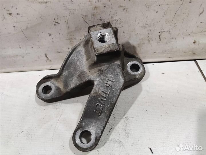 Кронштейн кпп Ford Focus 3