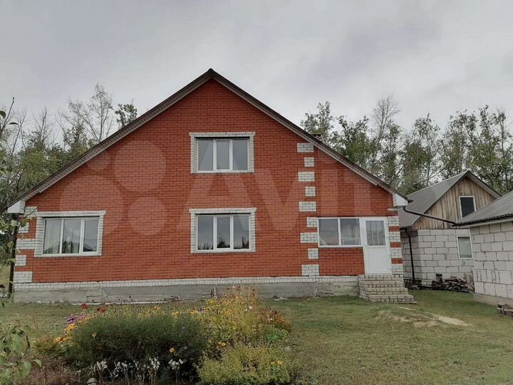 Дом 181,1 м² на участке 15 сот.