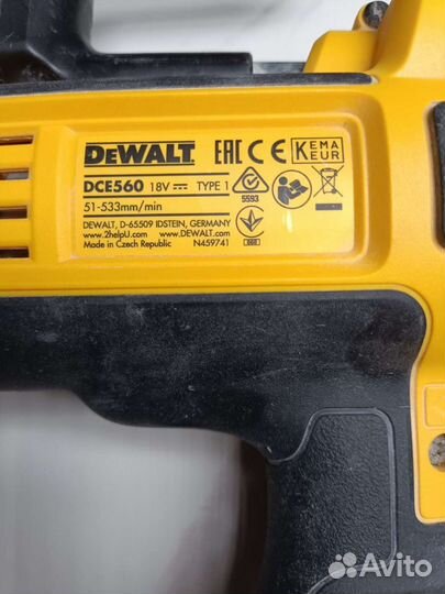 Пистолет для герметика dewalt