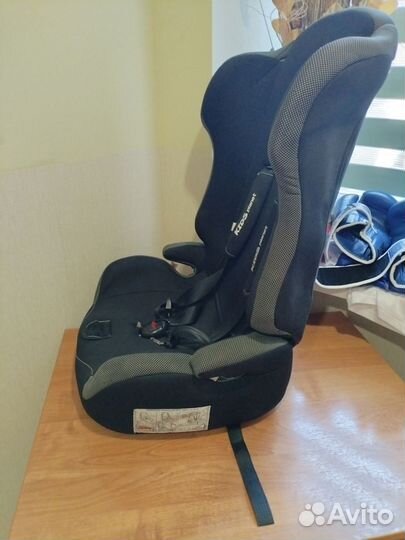 Детское автокресло 9 до 36 кг бу. Креслу 3месяца