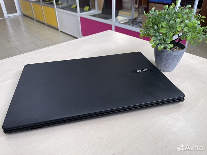 Большой/Бюджетный ноутбук Acer