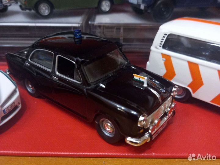 Редкие полицейские машины