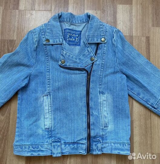 Джинсовая куртка