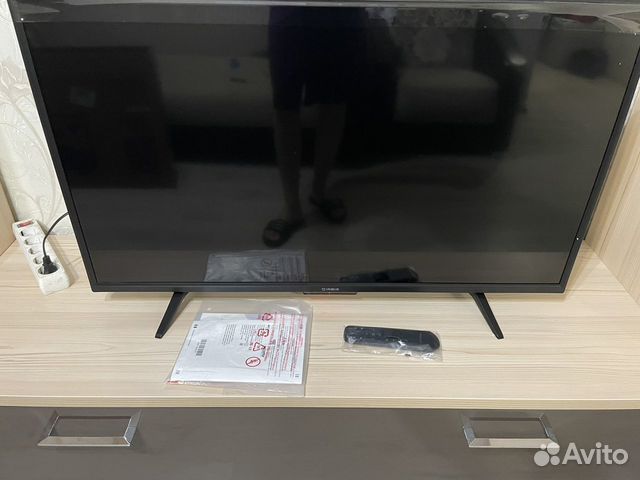 Телевизор smart tv 39 дюймов новый