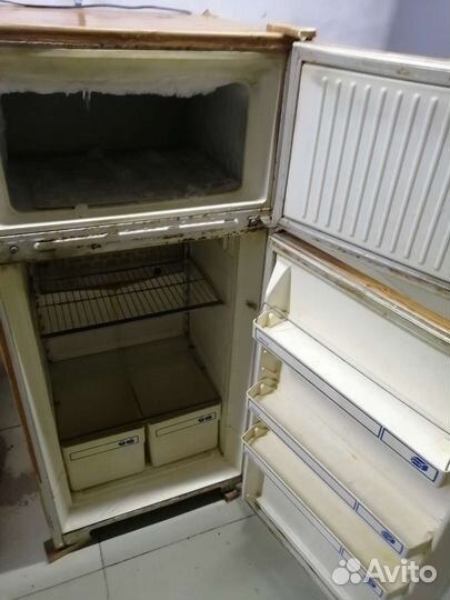 Холодильник бу