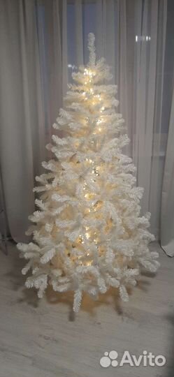 Ёлка белая 180 см продается без игрушек