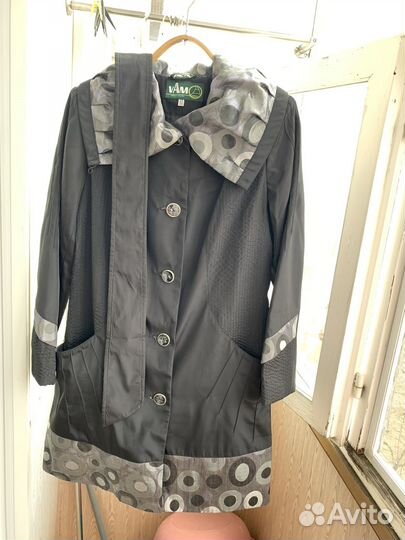 Плащ женский