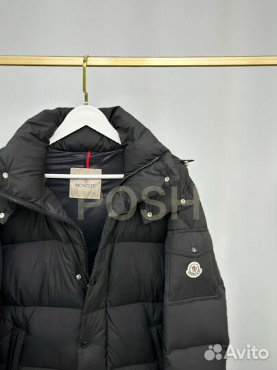 Пуховик Moncler