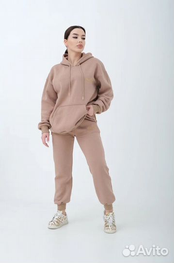 Спортивный костюм женский теплый новый