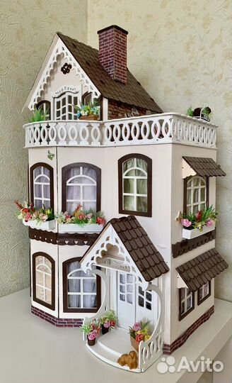 Продам Кукольный домик с мебелью