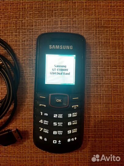 Телефон Samsung