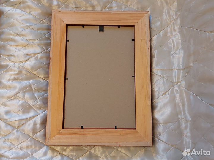 Новая рама деревянная багет для картины фото