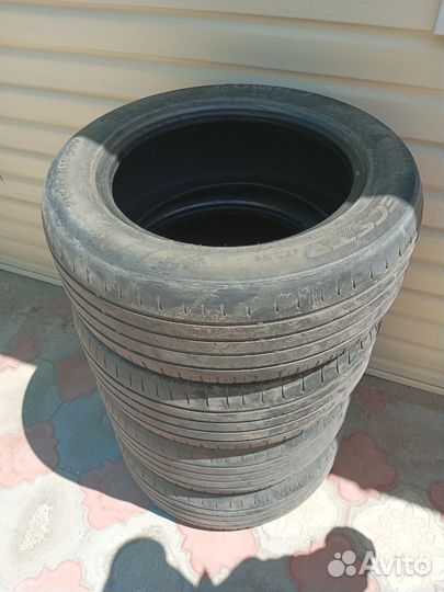 Kumho Ecsta HS51 215/55 R16
