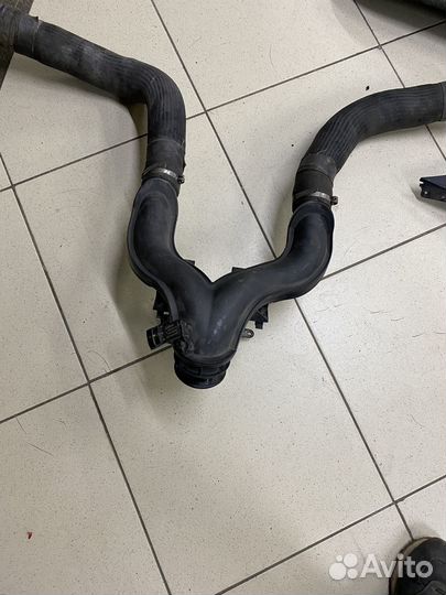 Патрубок Maserati 670003620