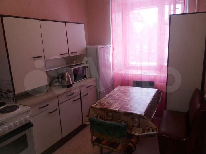 2-к. квартира, 49 м², 3/9 эт.