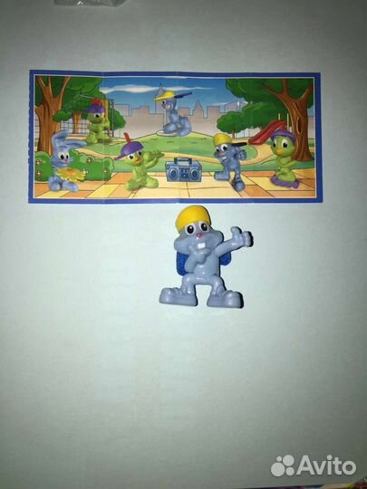 Игрушки из киндер сюрприза