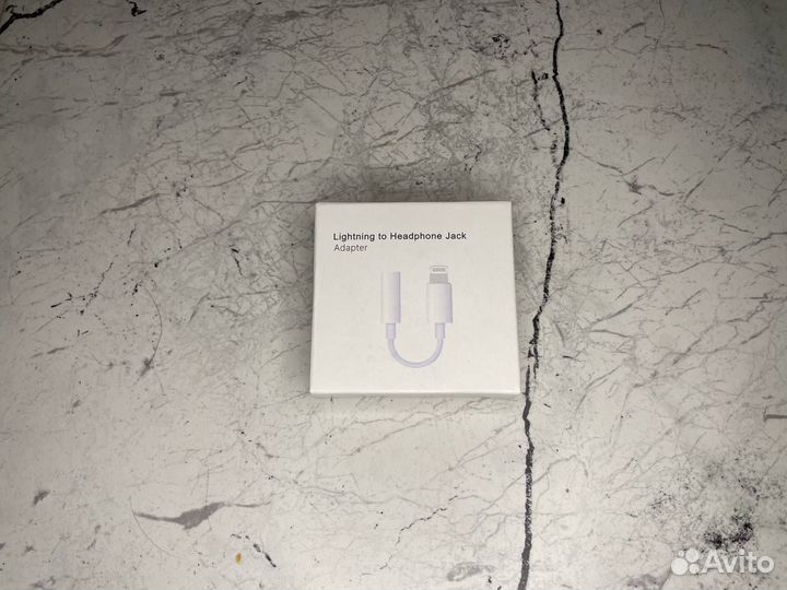 Переходник для наушников iPhone jack 3.5-lightning