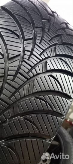 Goodyear UltraGrip Ice WRT 225/55 R18 98T