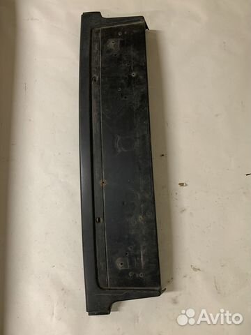 BMW 7 E38 Планка бампера оригинал