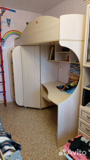 Уголок школьника с кроватью