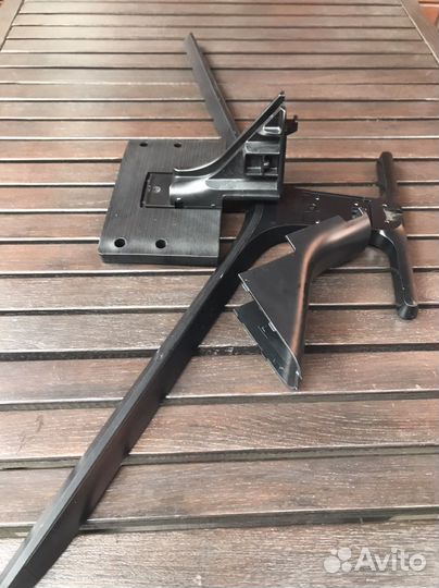 Держак для телевизора