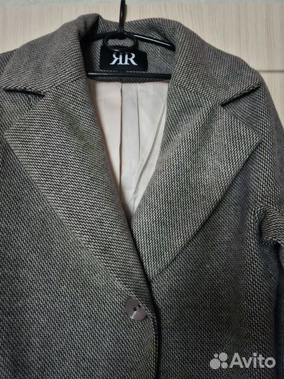 Пальто женское 44 46