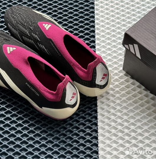 Бутсы adidas predator