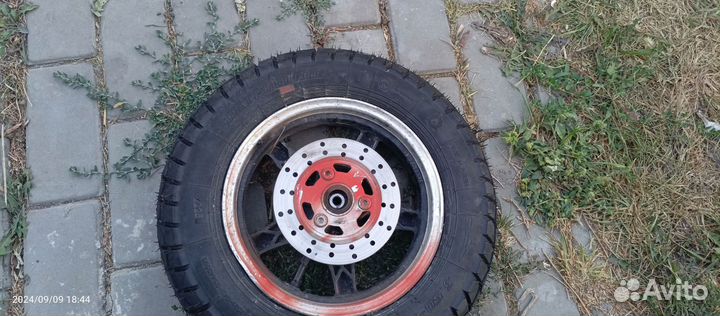 Диск с покрышкой скутер