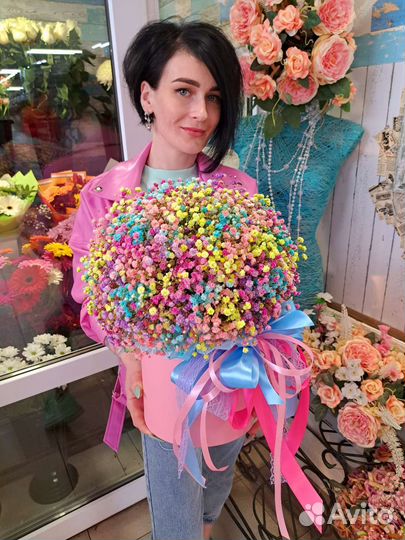 Коробочка с радужной гипсофилой