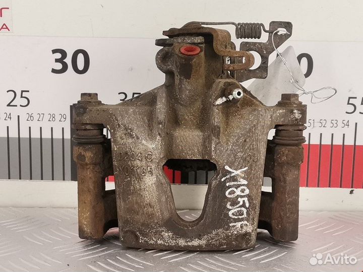 Суппорт задний правый для Ford Mondeo 3 1478340