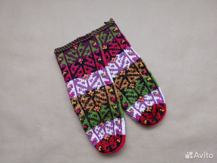 Теплые носки ручной работы