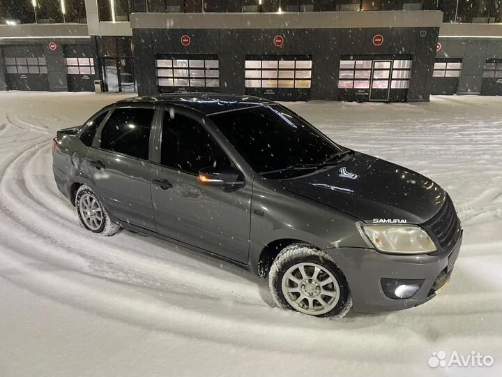 LADA Granta 1.6 МТ, 2013, 220 000 км