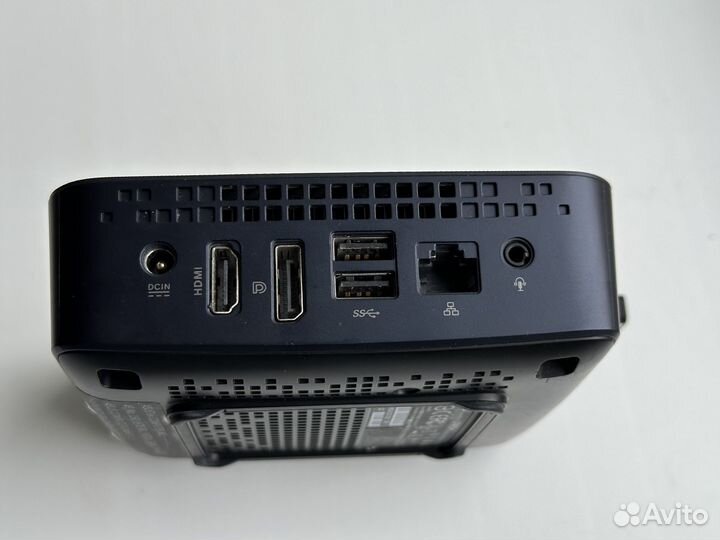 Asus UN65H VivoMini мини пк