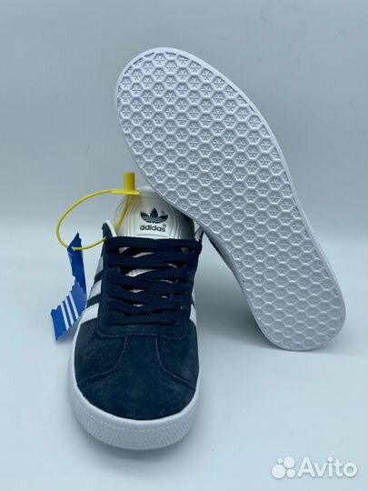 Кроссовки adidas gazelle