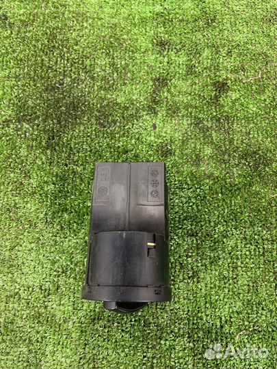 Блок управления светом Volkswagen Polo седан 1.6