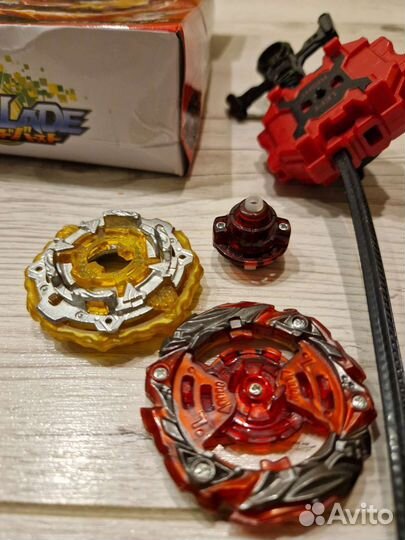 Бейблейд волчок Ворлд Спрайзен