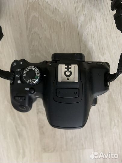 Зеркальный фотоаппарат canon 650d