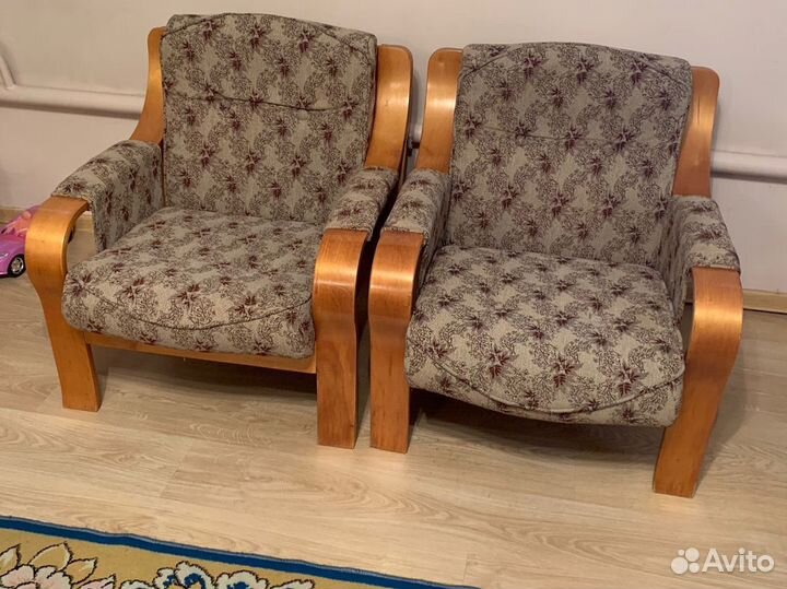 Диван и 2 кресла