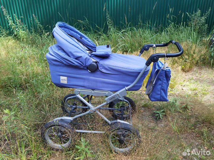 Коляска Inglesina Sofia (шасси Ergo Bike)