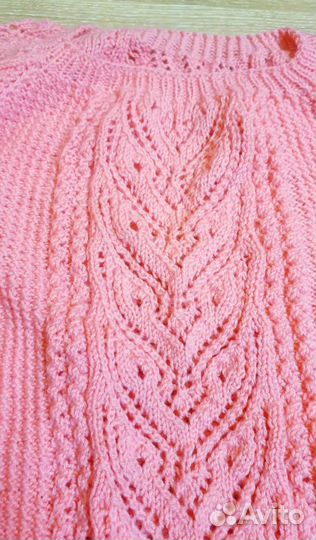 Свитер вязаный женский