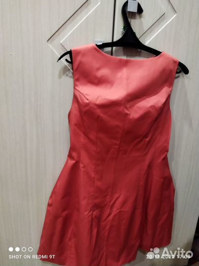 Продаю платье