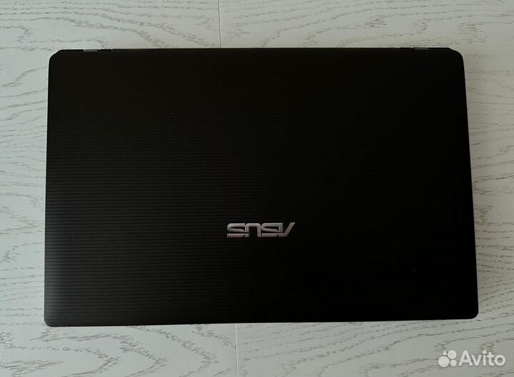 Ноутбук asus