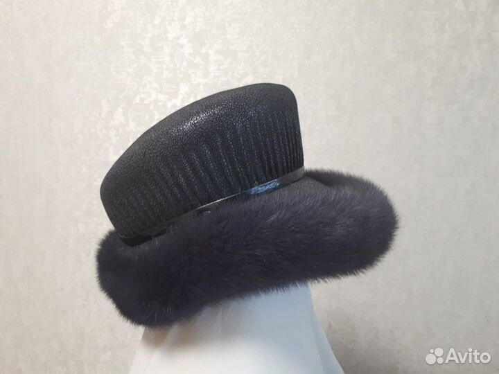 Шляпа женская зимняя