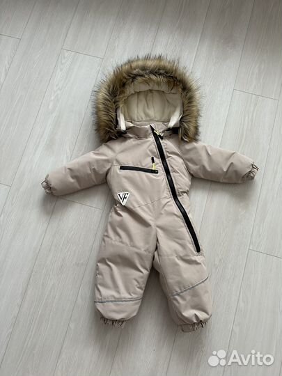 Зимний комбинезон для девочки