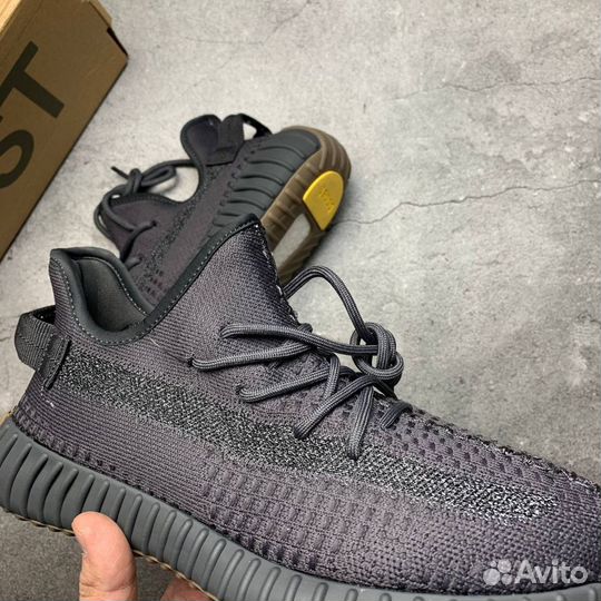 Кроссовки Adidas Yeezy Boost 350 v2 Cinder (36-45)