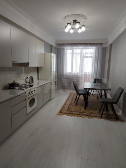 2-к. квартира, 92 м², 4/12 эт.