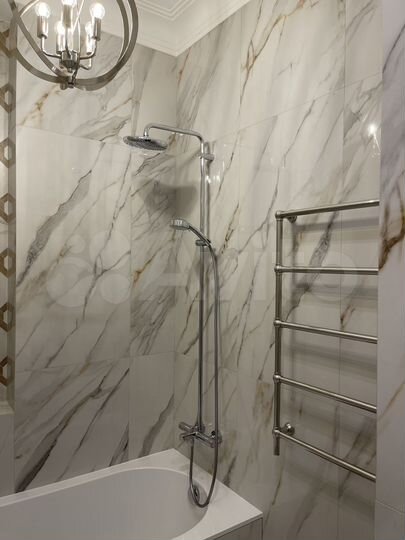 3-к. квартира, 120 м², 2/5 эт.