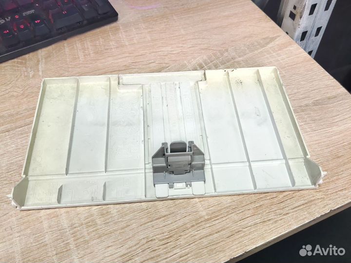 Лоток для бумаги 302M294061 kyocera FS-1040